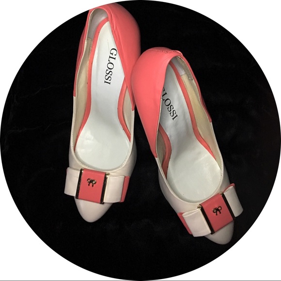 Pumps - Picture 1 of 2